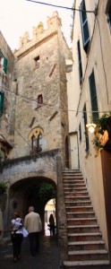 Nettuno, borgo medioevale, piazza S. Giovanni