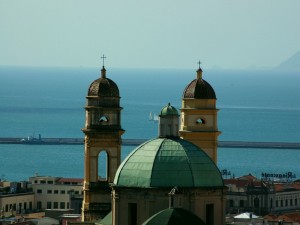 Cagliari, panorama sul porto