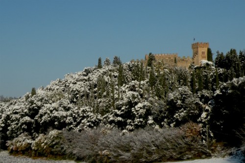 Poggibonsi - La neve su Strozzavolpe