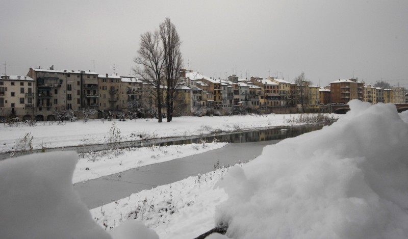 ''La neve sul torrente e sui tetti di “Parma vecchia”'' - Parma