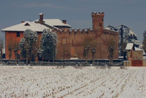 Buriasco - neve sul Castello di Buriasco