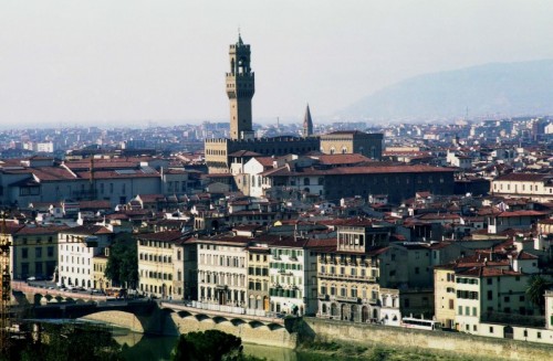 Firenze - La torre si erge sulla città