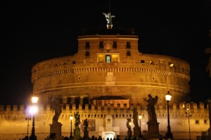 Roma Castel Sant’Angelo dal suo omonimo Ponte 23dic2009