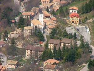 Bolognola - il centro del paese