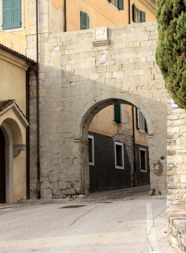 Gemona del Friuli - porta udine