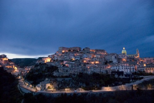 Ragusa - Bisogna essere intelligenti... Ragusa - Bisogna essere intelligenti...