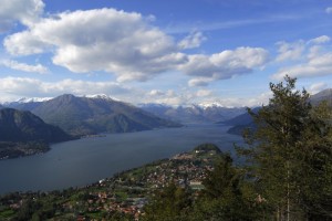 Punta Bellagio e la diramazione del lago di Como