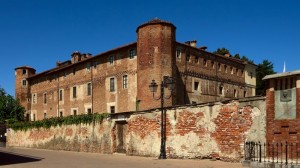 Il castello di Villanova Solaro