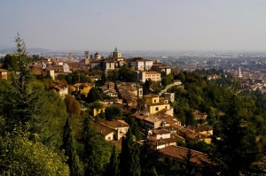 Caldo sole d’autunno su Bergamo Alta
