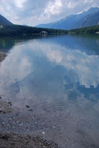 i nuvoloni si specchiano nel Lago di Anterselva