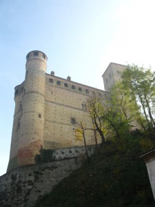 Serralunga d’ Alba, il castello