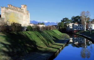 Le mura sulla Riva dell’ Ospedale