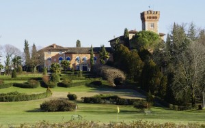 il castello di Spessa dai campi di golf