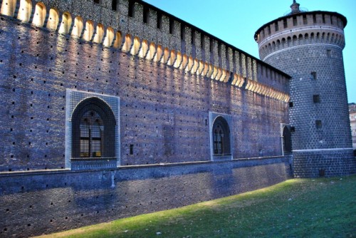 Milano - Castello Sforzesco illuminato