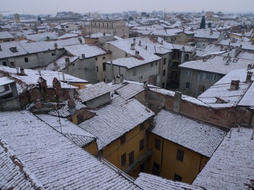 Piacenza - Zucchero a velo sui tetti (e Buon 2010!)