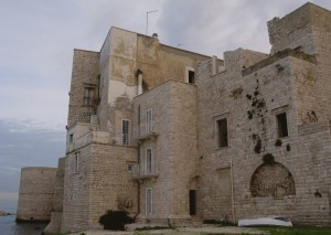 con pietre e sassi….