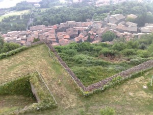 Il borgo di Radicofani visto dalla fortezza.