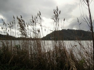 Aria di burrasca sul Lago d’Averno