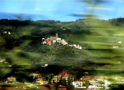 Uzzano - Uzzano...al volo Uzzano - Uzzano...al volo