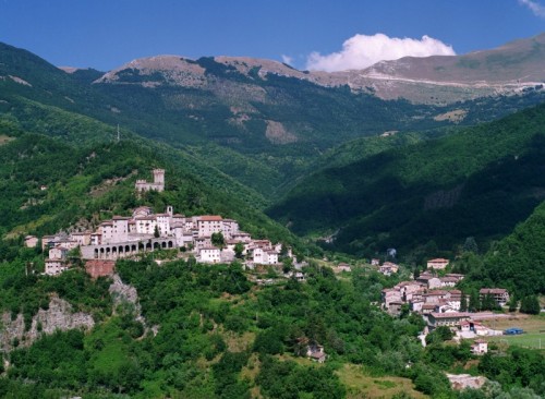 Arquata del Tronto - Il castello di Arquata del Tronto Arquata del Tronto - Il castello di Arquata del Tronto