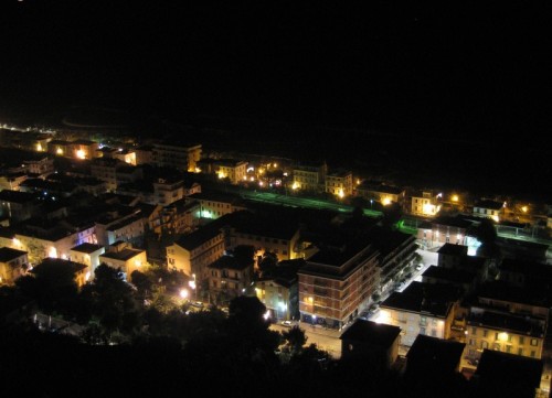 Cupra Marittima - Panorama notturno da Cupra alta (Marano) Cupra Marittima - Panorama notturno da Cupra alta (Marano)
