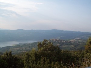 Lago di Corbara e Civitella del Lago
