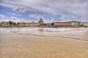 ARNO IN PIENA