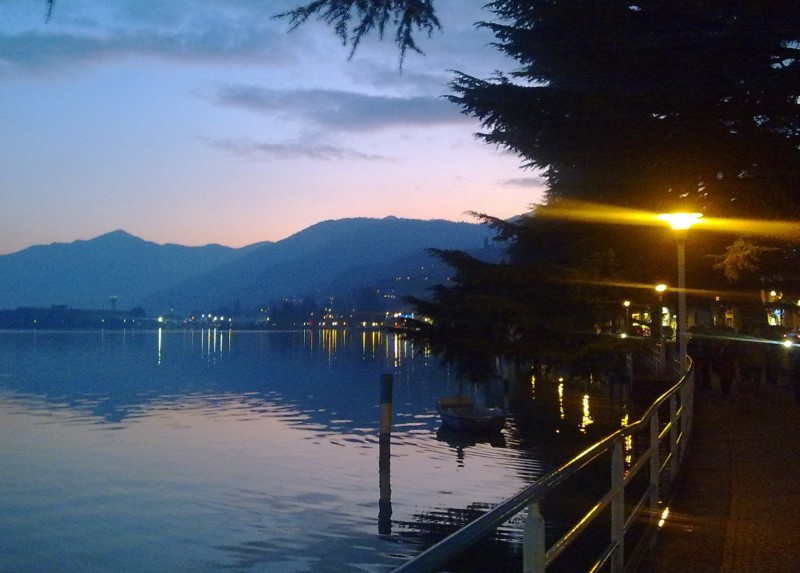 ''Paesaggi incantanti sul lago di Lovere 7'' - Lovere