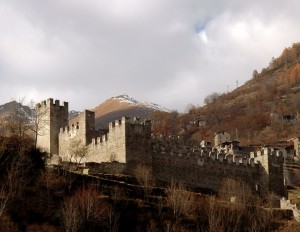 Solide mura per un castello alpino