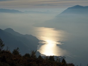 Luci e ombre sul lago