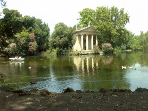 Laghetto di Villa Borghese in una splendida giornata