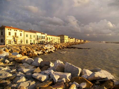 Pisa - Marina in balia degli elementi... Pisa - Marina in balia degli elementi...