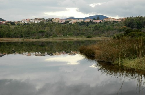 Budoni - Budoni - Tanaunella vista dallo stagno Budoni - Budoni - Tanaunella vista dallo stagno