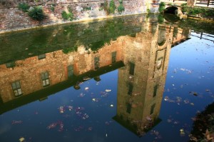 Riflettiamo sul castello