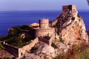 Sant’Alessio Siculo (ME) Capo castello