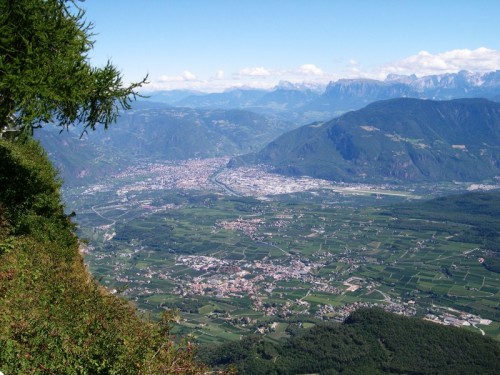 Ruffrè-Mendola - Veduta su Bolzano