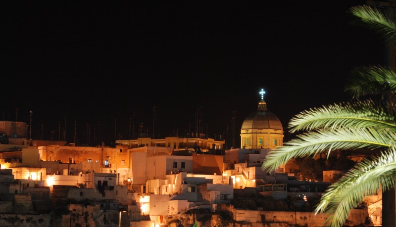 ''Notturno con decorazione'' - Massafra