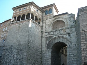 arco etrusco
