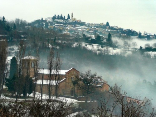 Albugnano - La nebbia agli irti colli...... Albugnano - La nebbia agli irti colli......
