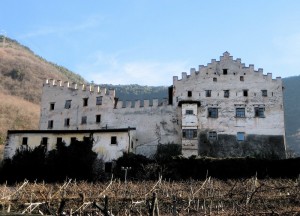 Castel Monreale : la facciata