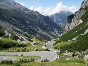 LA STRADA DEL PASSO DELLO STELVIO