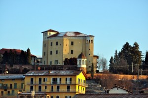 guardando il castello