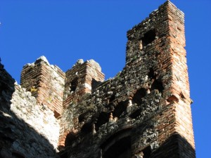 mura al cielo(interno castello di Avio)