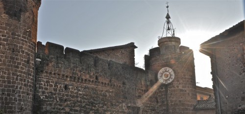 Cerveteri - la torre con l'orologio castello orsini-ruspoli