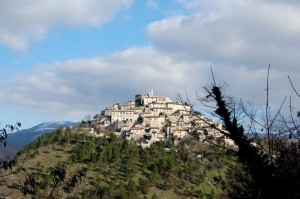 Labro, panorama ravvicinato