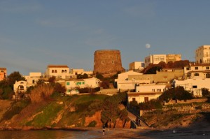 Spiaggia sotto torre