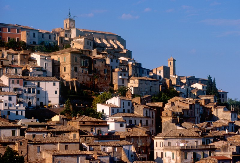 ''I lauri che ricoprivano le alture'' - Loreto Aprutino