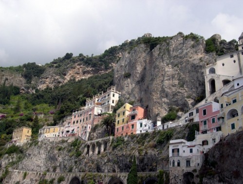 Amalfi - Le case nella roccia
