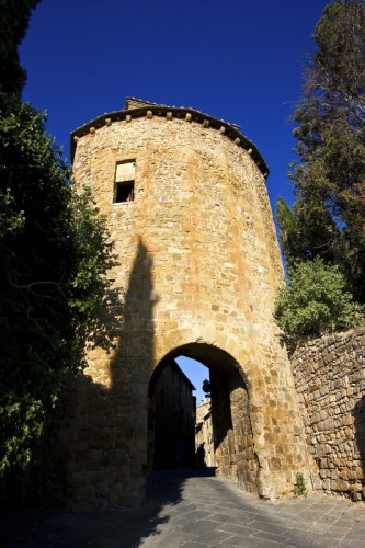 San Quirico d'Orcia - La Porta del paese