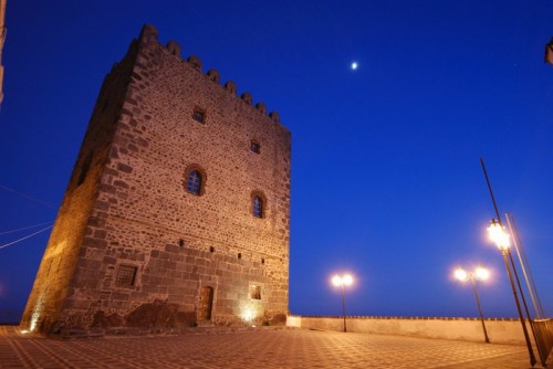 Motta Sant'Anastasia - Il Castello e le sue luci Motta Sant'Anastasia - Il Castello e le sue luci